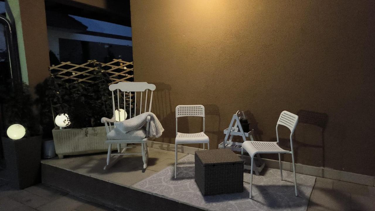 Apartmán Luxury Airport Retreat Kluž Exteriér fotografie